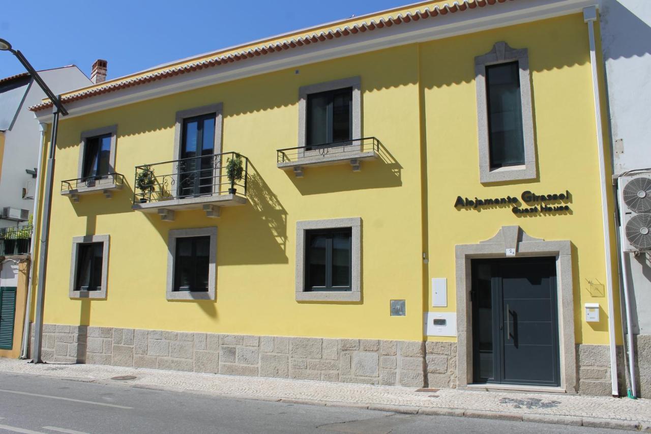 Alojamento Girassol - Guest House - Quarto Com Casa De Banho Privativa Castelo Branco  Exterior foto