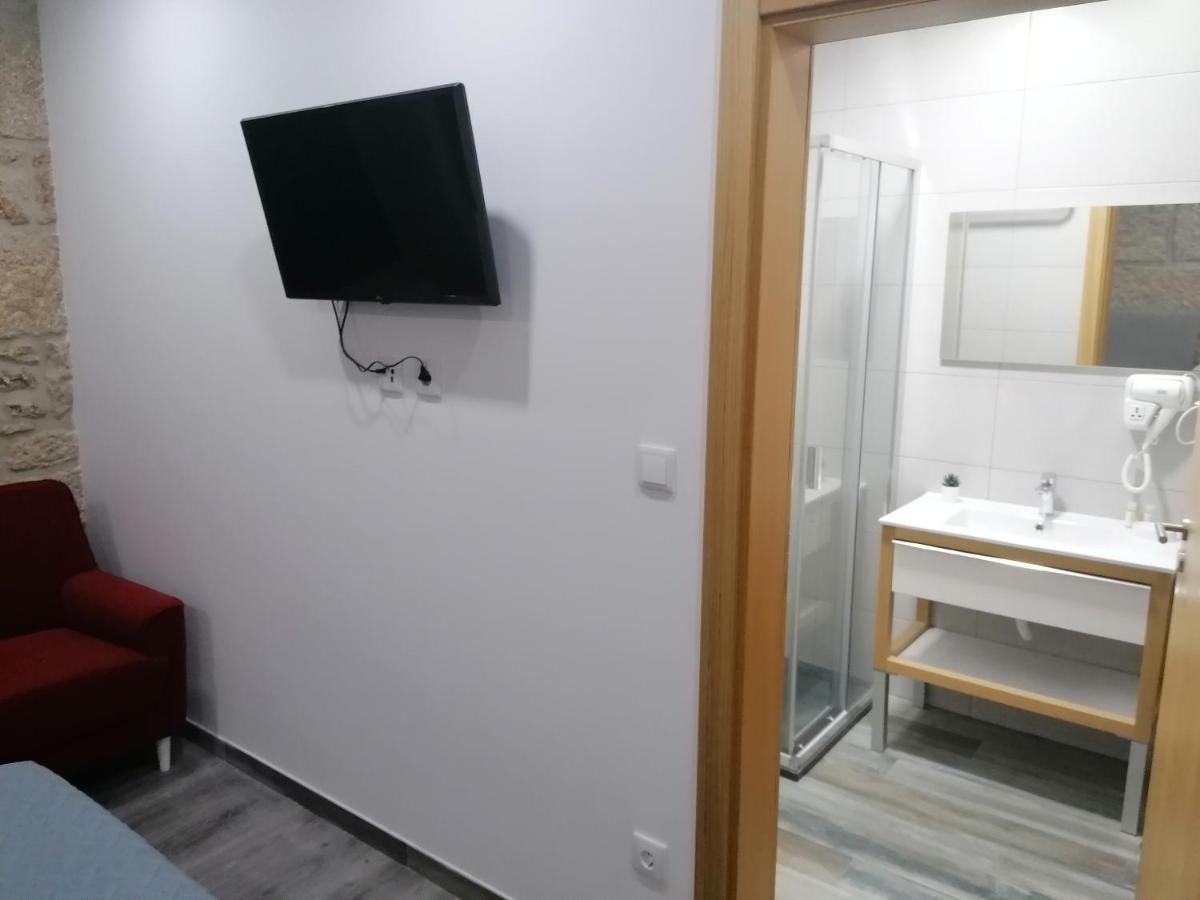 Alojamento Girassol - Guest House - Quarto Com Casa De Banho Privativa Castelo Branco  Exterior foto
