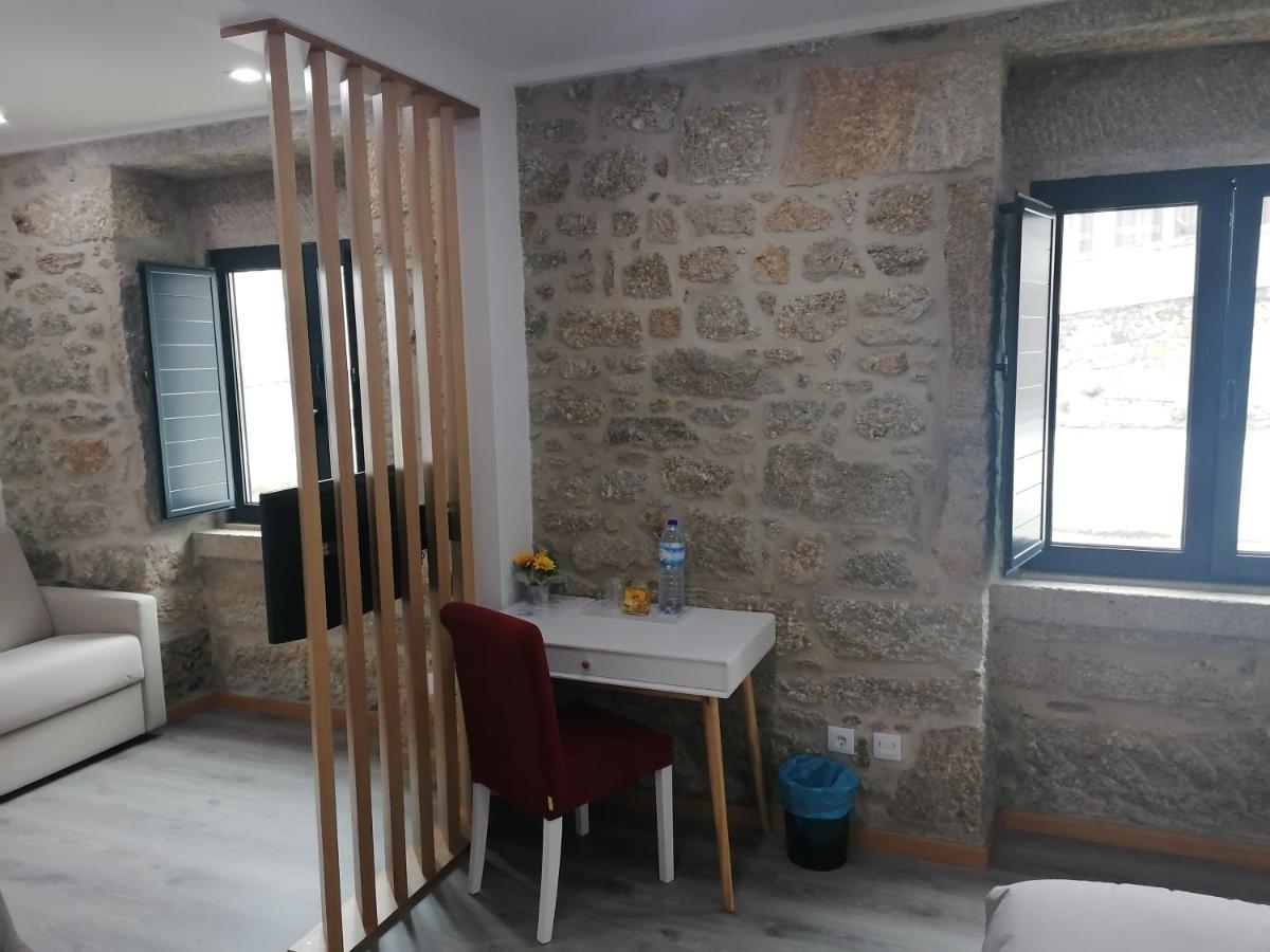 Alojamento Girassol - Guest House - Quarto Com Casa De Banho Privativa Castelo Branco  Exterior foto